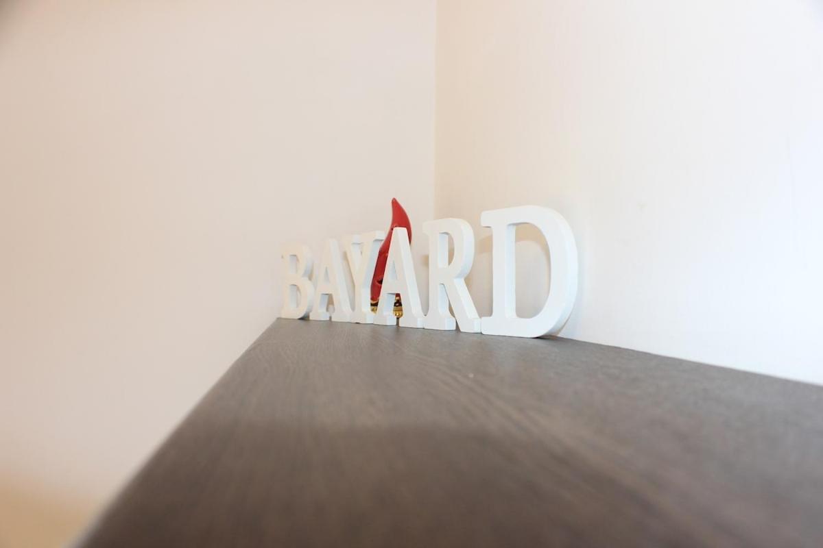 Casa Bayard-your Neapolitan Appartement Napels