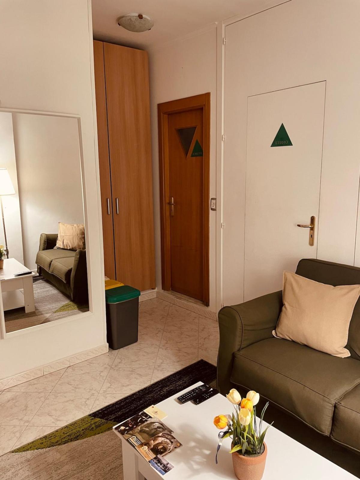Casa Bayard-your Neapolitan Appartement Napels