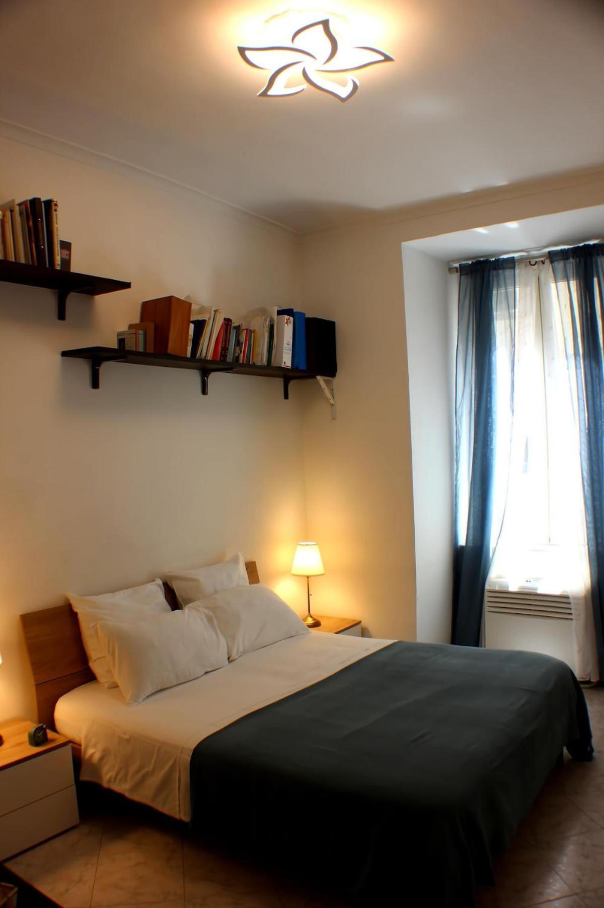 Casa Bayard-your Neapolitan Appartement